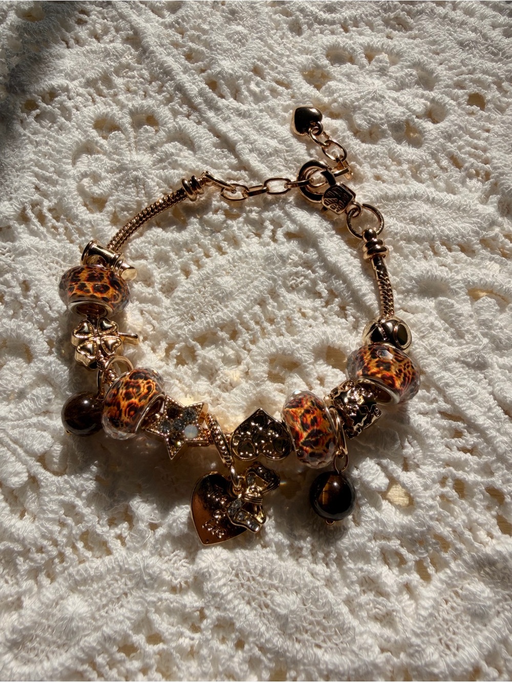 Gold Leopard Bead Charm Bracelet - Luxury Style - Picture 5 of 5
